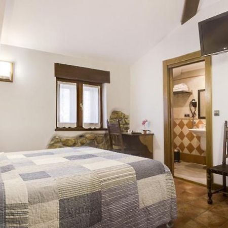 Hotel Errekalde Lezo Buitenkant foto