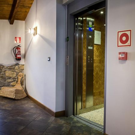 Hotel Errekalde Lezo Buitenkant foto